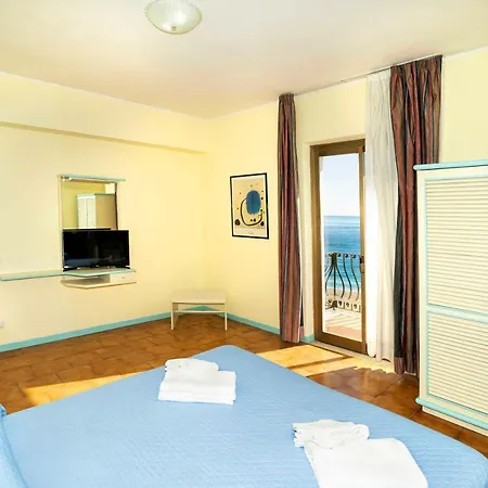 San Pietro 3*
