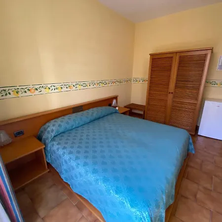 San Pietro 3*