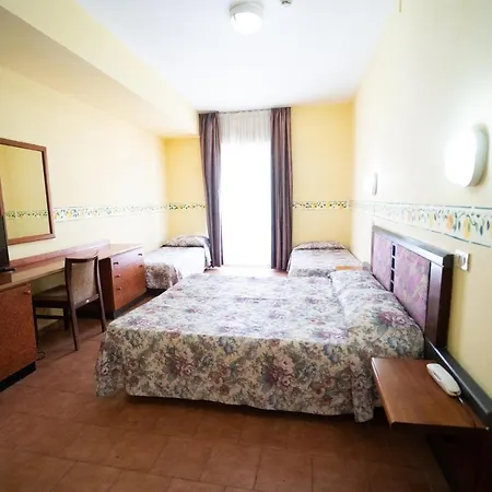 San Pietro Hotel 3*