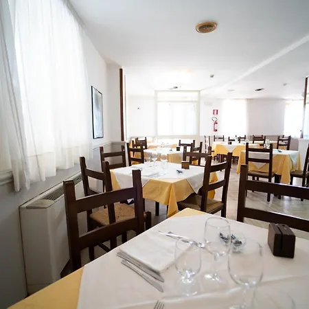 San Pietro Hotel 3*