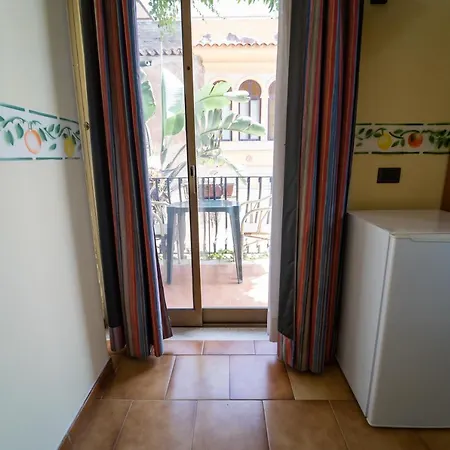 San Pietro Hotel 3*