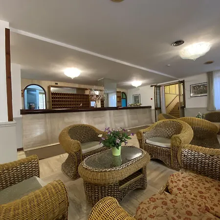 San Pietro Hotel 3*